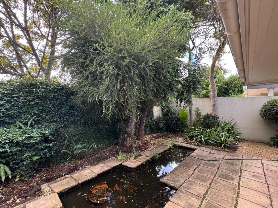 Bedroom Property for Sale in Signal Hill Western Cape